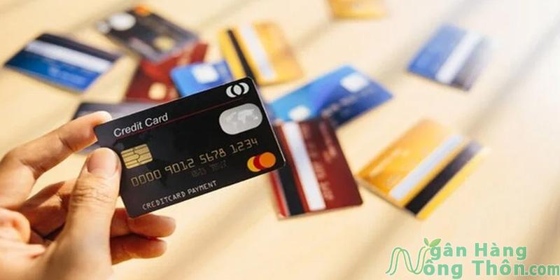 Người dưới 18 tuổi có thể làm thẻ ATM