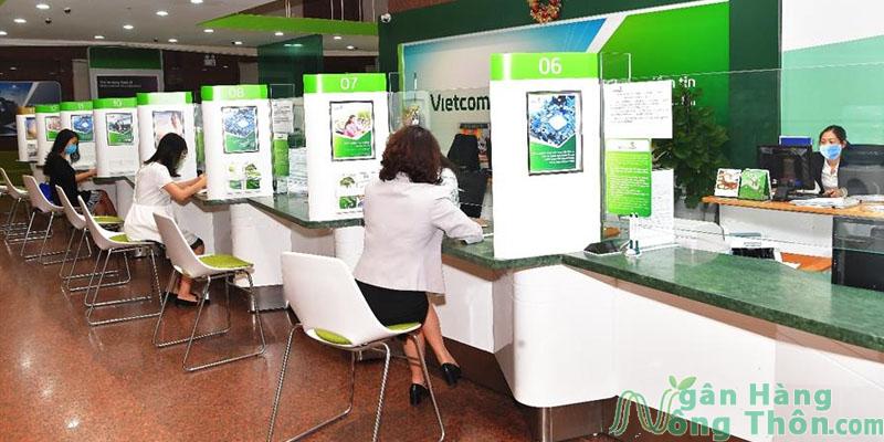 Tra cứu tại quầy Vietcombank