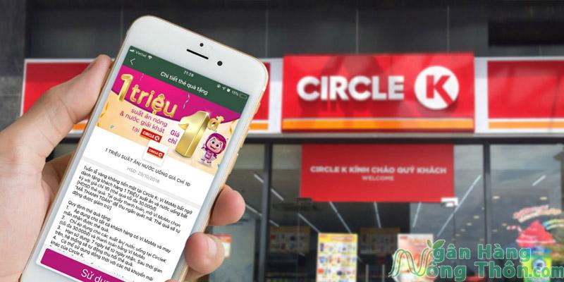 Nạp tiền Momo tại cửa hàng Circle K