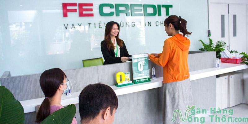 Vay tín chấp Fe Creadit