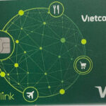 Thẻ Vietcombank eVer link rút được tiền không? Phí thường niên