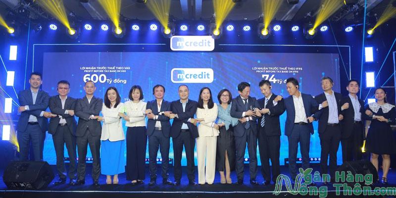 Vay tiền tín dụng MCredit