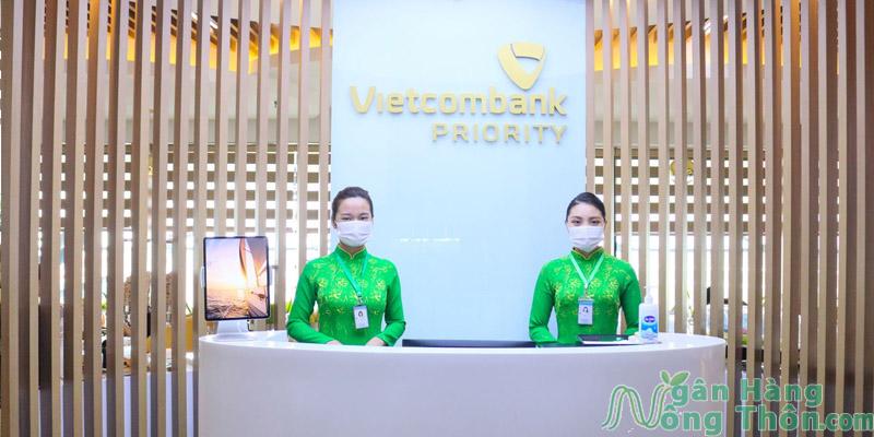 Các bước làm thẻ Vietcombank Priority