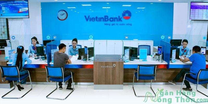 Làm thẻ Vietinbank tại quầy giao dịch