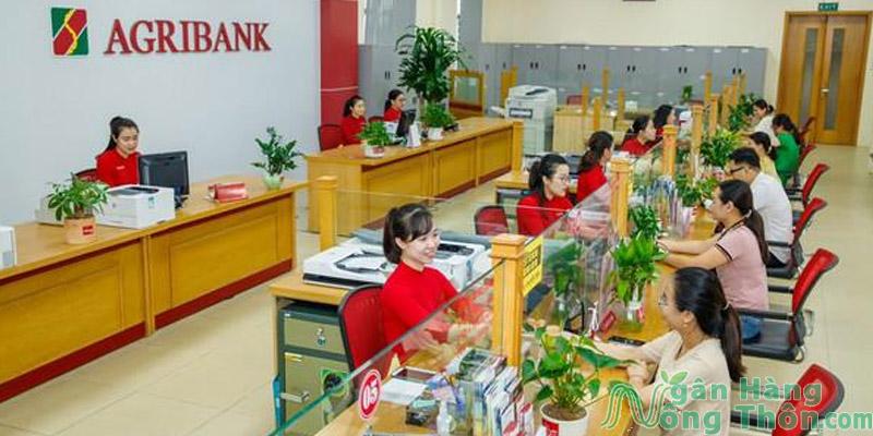 Phí rút tiền tại quầy Agribank