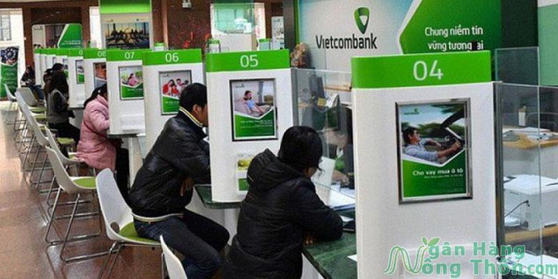 Phí chuyển tiền Vietcombank