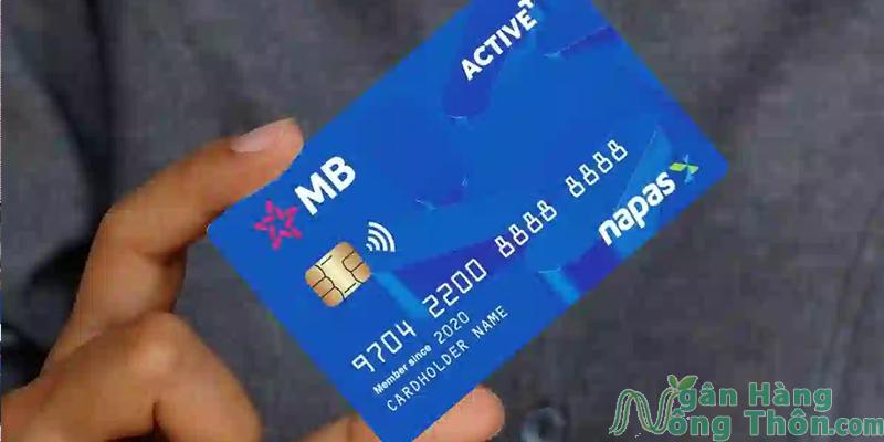 Thẻ ATM ngân hàng nào nhiều ưu đãi nhất, nhận tiền khi làm thẻ