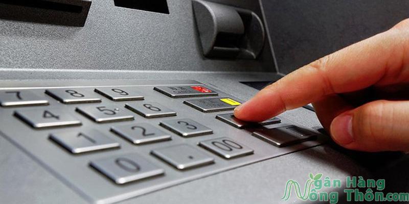 Thẻ BIDV rút được ở cây ATM nào? Hạn mức, Phí rút tiền 2024