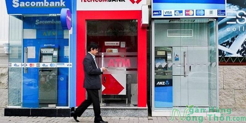 Trọn bộ các cách rút tiền mặt tại cây ATM ngân hàng nhanh chóng, an toàn