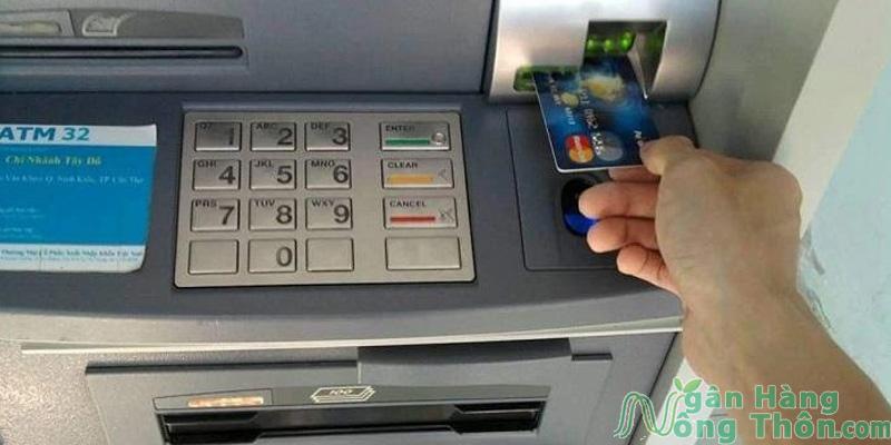 Thẻ Vietcombank rút được ATM nào