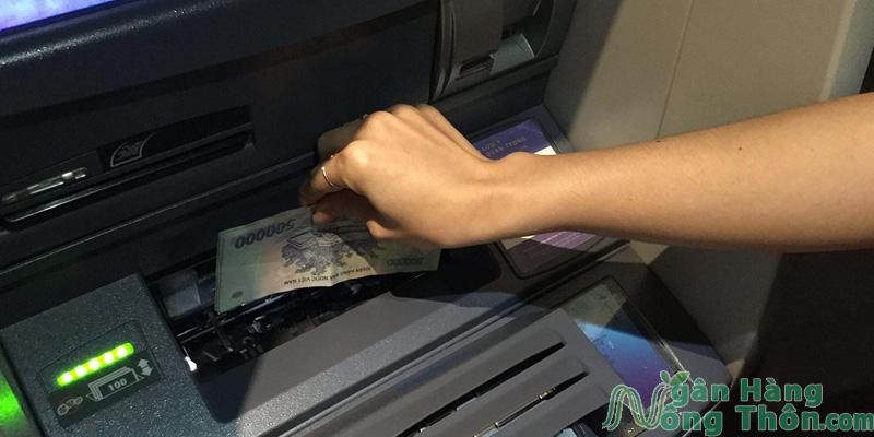 Cách nạp tiền vào thẻ qua cây ATM Agribank chi tiết 2024