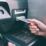 Lỗi rút tiền ATM ngày lễ tết không được phải làm sao?