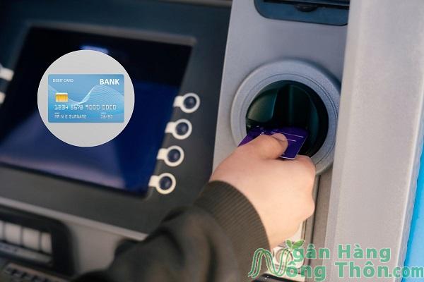 Thẻ ATM bị khoá có rút được tiền không