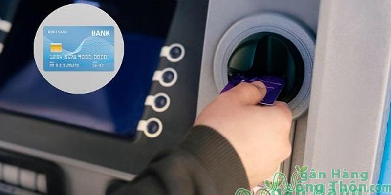 Thẻ ATM bị khoá có rút được tiền không?