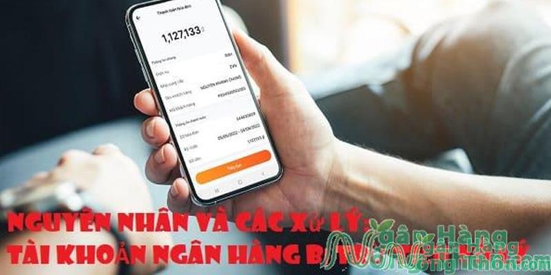 Tài khoản ngân hàng bị trừ tiền vô lý: Nguyên nhân và cách giải quyết