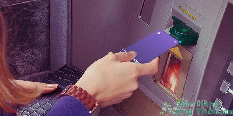 Cách rút tiền từ thẻ ATM Bảo Việt Bank