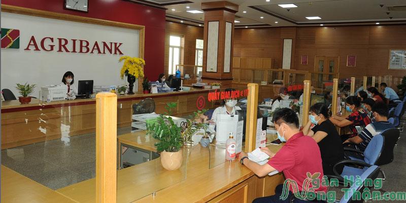 Cách lấy lại biên lai chuyển tiền Agribank tại quầy giao dịch