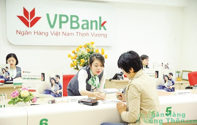 Cách lấy lại mật khẩu VPBank trực tiếp tại ngân hàng